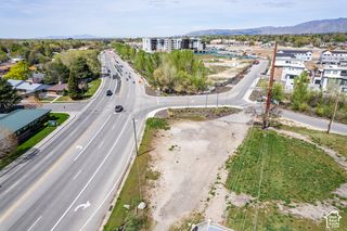 5025 S HIGHLAND DR, Holladay, UT 84117