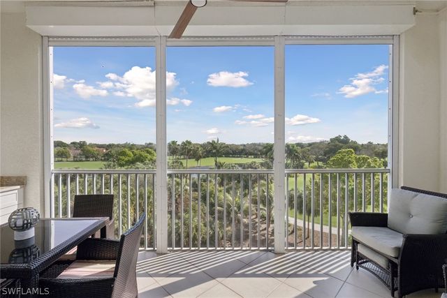 7687 Pebble Creek CIR 403, Naples, FL 34108