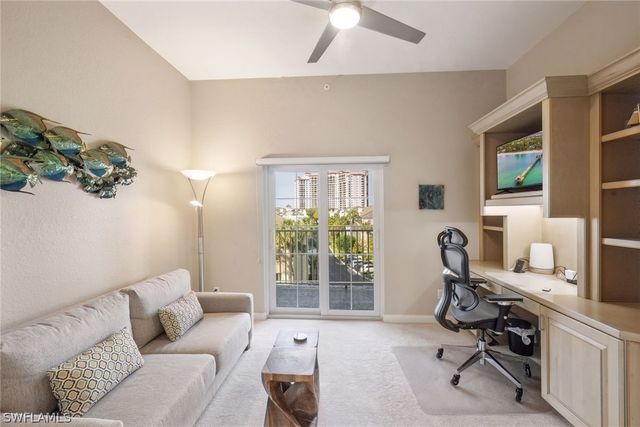 7687 Pebble Creek CIR 403, Naples, FL 34108