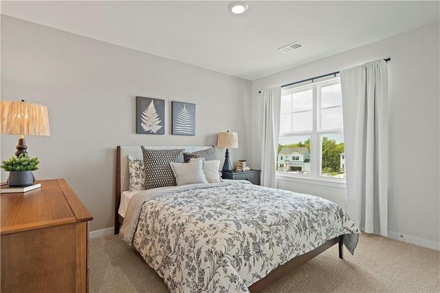 517 Ella's Way, Liberty, MO 64068