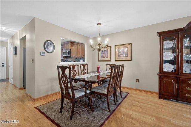 9D Tupelo Drive, Halfmoon, NY 12065