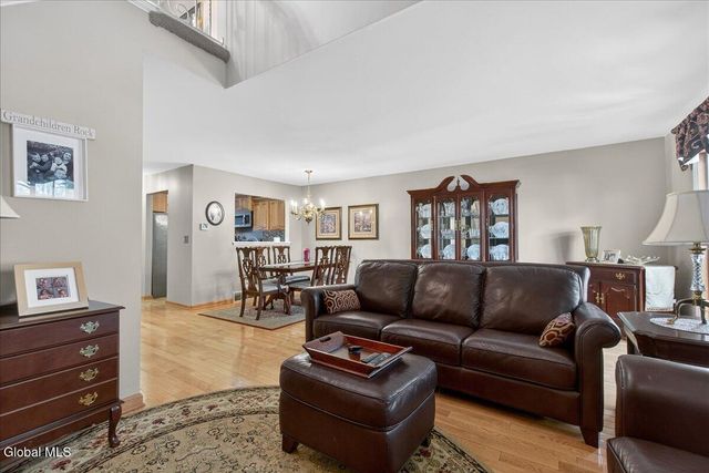 9D Tupelo Drive, Halfmoon, NY 12065