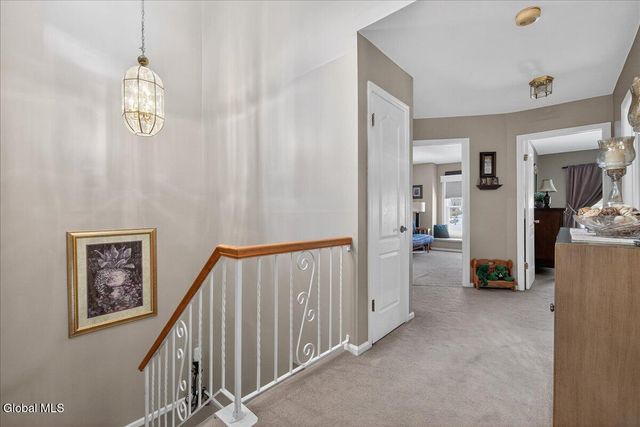 9D Tupelo Drive, Halfmoon, NY 12065