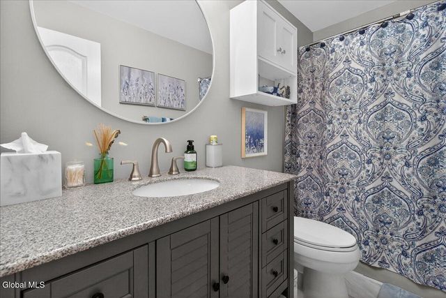 9D Tupelo Drive, Halfmoon, NY 12065