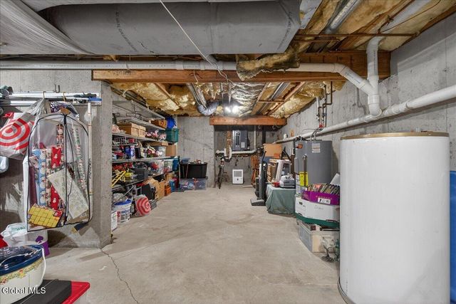 9D Tupelo Drive, Halfmoon, NY 12065