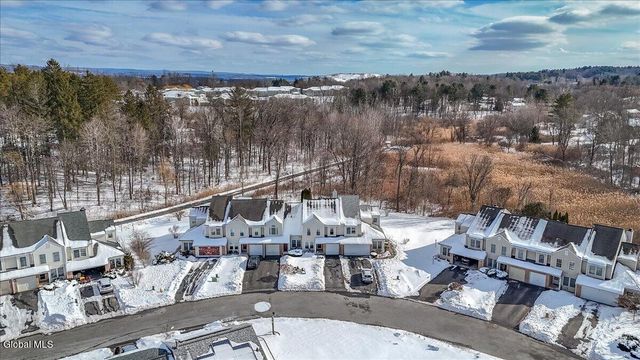 9D Tupelo Drive, Halfmoon, NY 12065