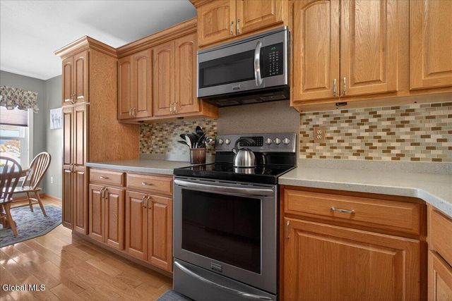 9D Tupelo Drive, Halfmoon, NY 12065