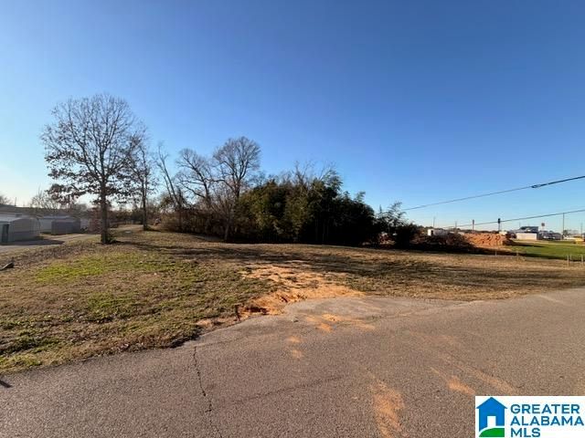 1204 OLD WALKER CHAPEL ROAD, Fultondale, AL 35068