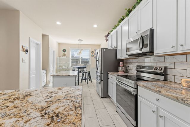 1357 Lake Grove Lane, Desoto, TX 75115