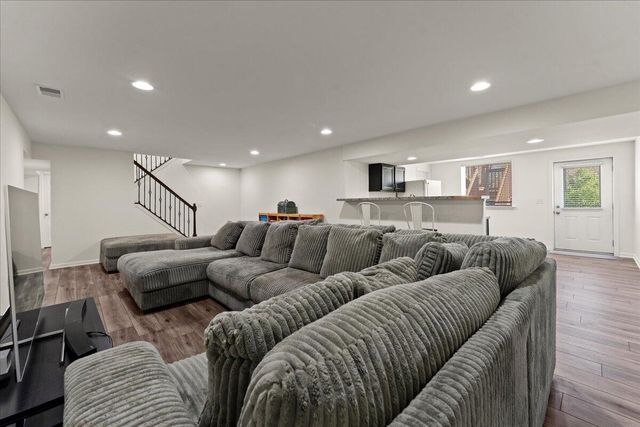6504 Cannondale Drive, Burlington, KY 41005