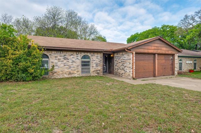 5306 Vincennes Court, Arlington, TX 76017