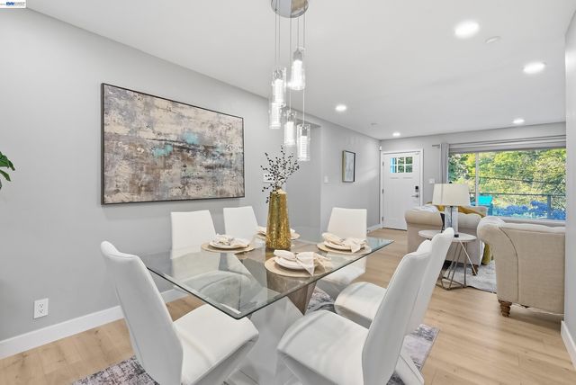 275 Orchard Rd, Orinda, CA 94563