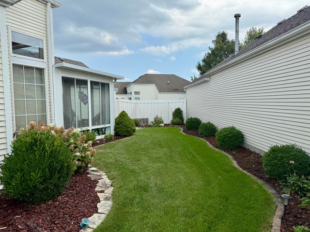 621 Meadow Brook Drive, Lowell, IN 46356