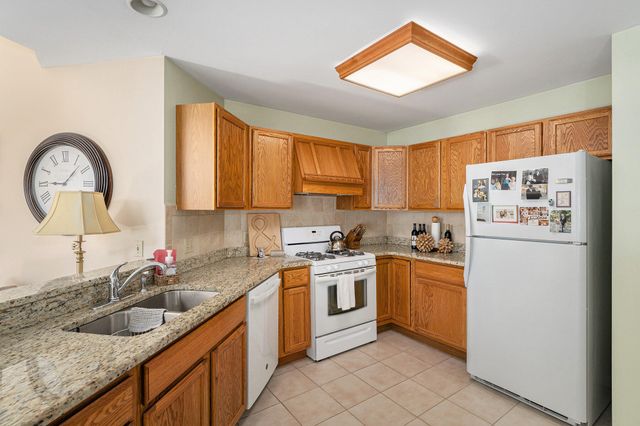 621 Meadow Brook Drive, Lowell, IN 46356