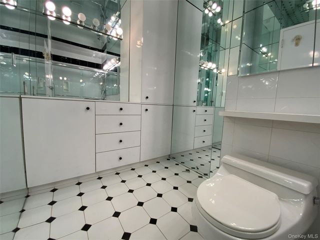 27010 Grand Central Parkway 22S, Floral Park, NY 11005