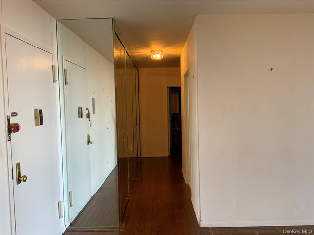 27010 Grand Central Parkway 22S, Floral Park, NY 11005