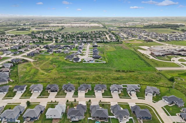 Lot 11 Ashworth Drive, Cedar Falls, IA 50613