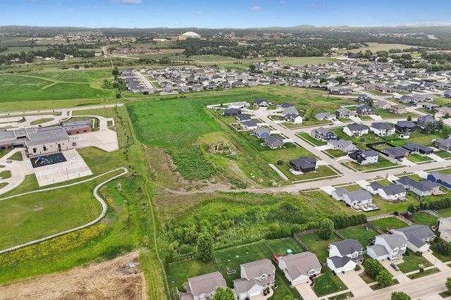 Lot 11 Ashworth Drive, Cedar Falls, IA 50613