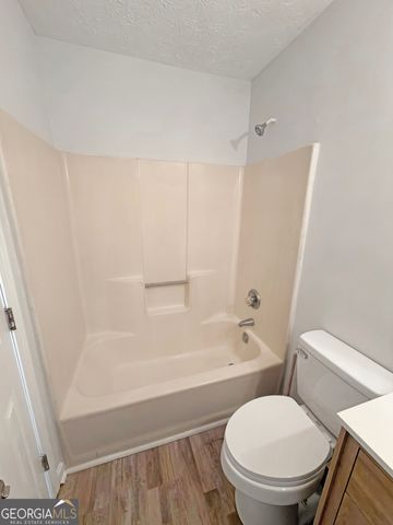675 Lakeridge Drive, Conyers, GA 30094