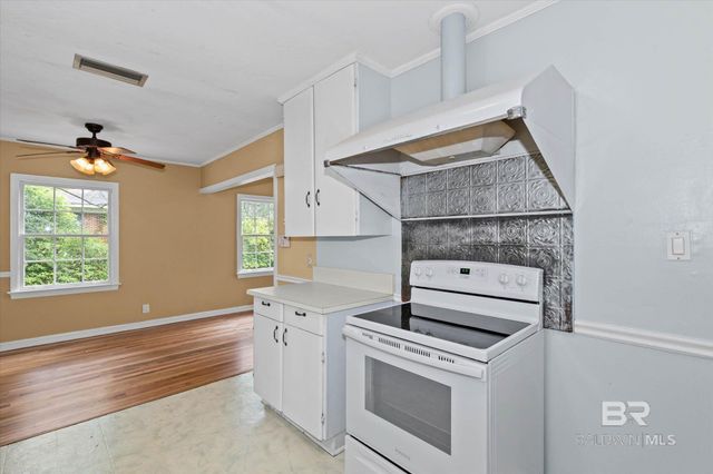1429 Forest Dale Drive, Mobile, AL 36618