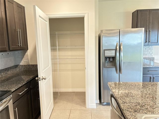 4965 NE 14TH PLACE, Ocala, FL 34470