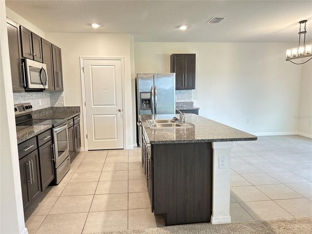 4965 NE 14TH PLACE, Ocala, FL 34470