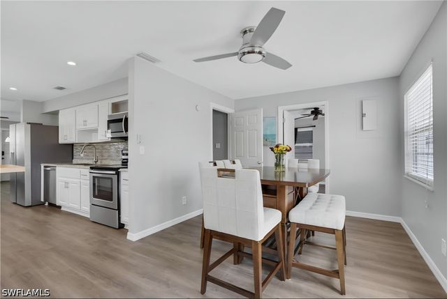 862 95th AVE N, Naples, FL 34108