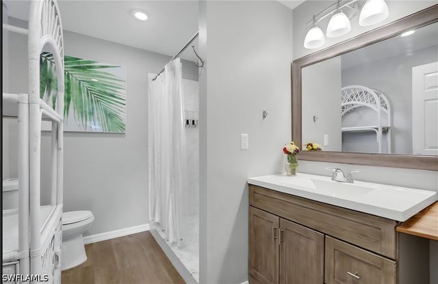 862 95th AVE N, Naples, FL 34108