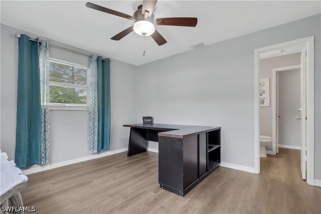 862 95th AVE N, Naples, FL 34108