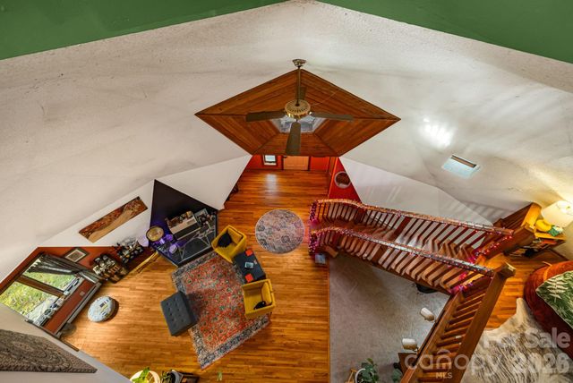425 Bob Barnwell Road, Asheville, NC 28803