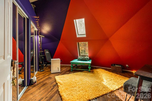 425 Bob Barnwell Road, Asheville, NC 28803