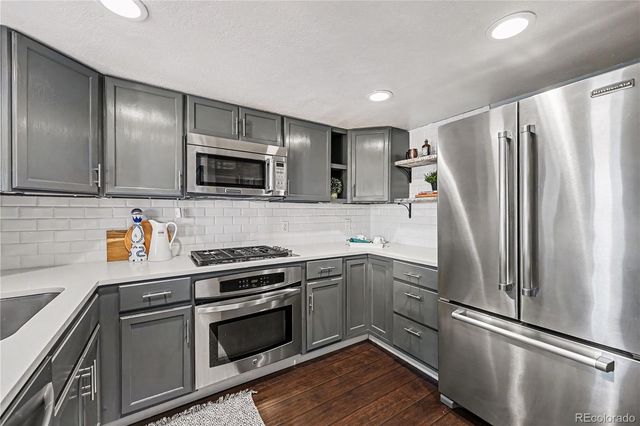 5419 W 16th Avenue, Lakewood, CO 80214