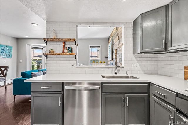 5419 W 16th Avenue, Lakewood, CO 80214