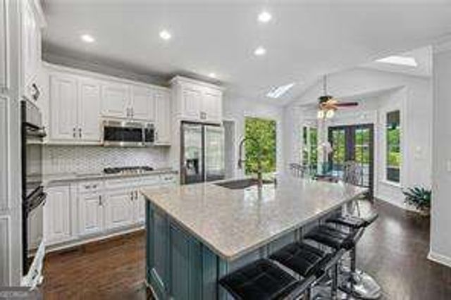6220 Zinfandel Drive, Suwanee, GA 30024