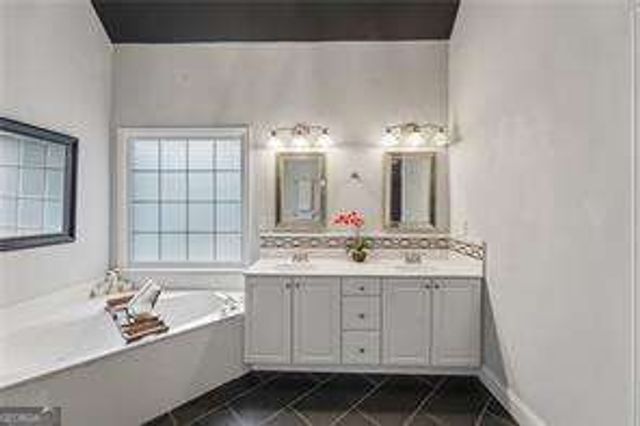 6220 Zinfandel Drive, Suwanee, GA 30024