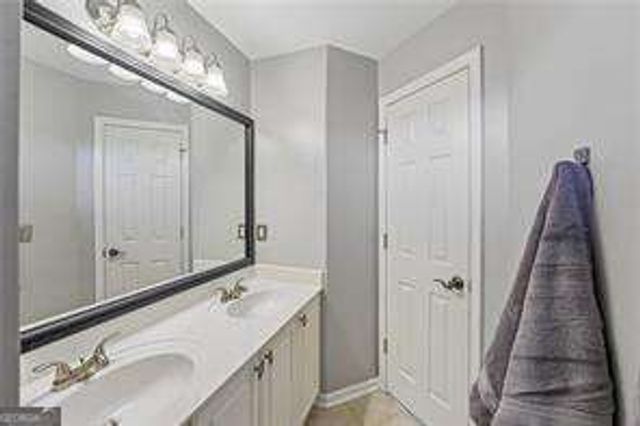 6220 Zinfandel Drive, Suwanee, GA 30024