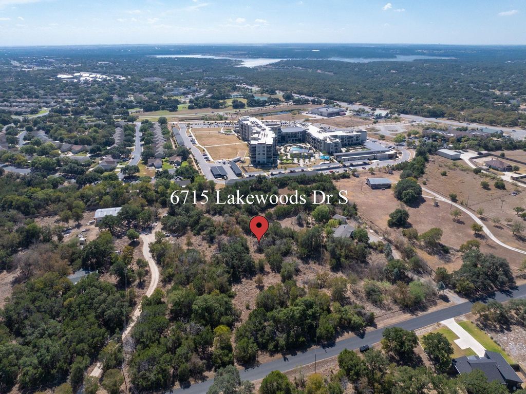 6715 S Lakewoods DR, Georgetown, TX 78633