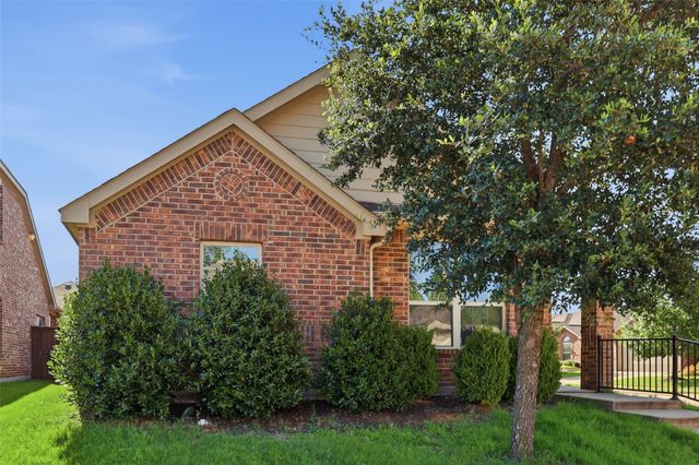1235 Acmite Avenue, Cross Roads, TX 76227