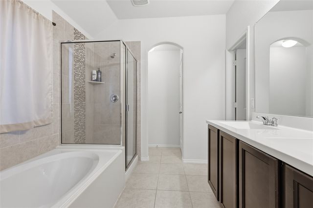 1235 Acmite Avenue, Cross Roads, TX 76227