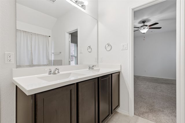 1235 Acmite Avenue, Cross Roads, TX 76227