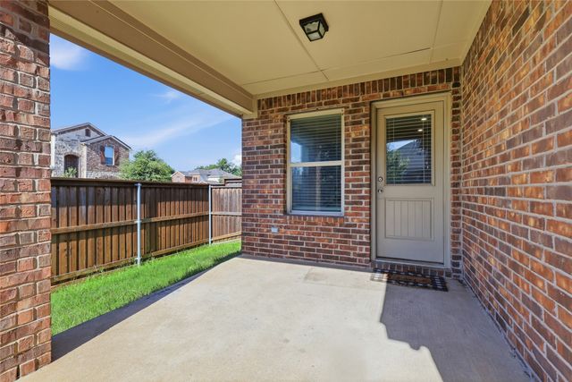 1235 Acmite Avenue, Cross Roads, TX 76227