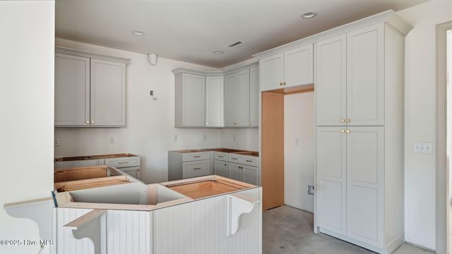 1405 N May Street, Southern Pines, NC 28387