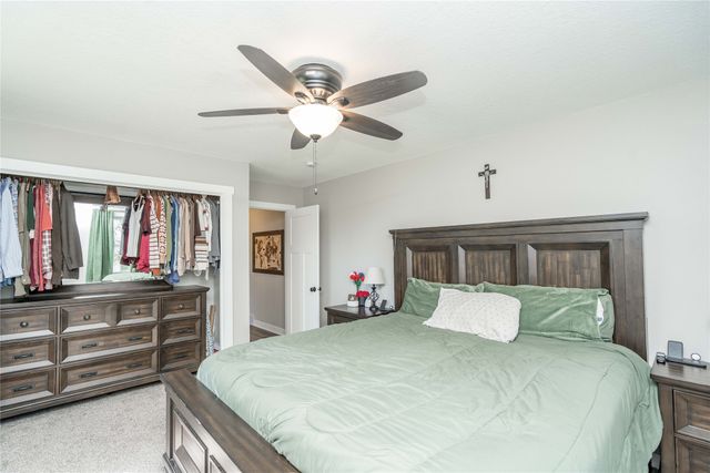 1026 Mckinley Avenue, Des Moines, IA 50315