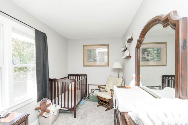 1026 Mckinley Avenue, Des Moines, IA 50315