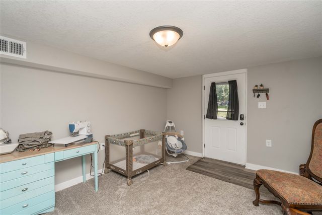 1026 Mckinley Avenue, Des Moines, IA 50315