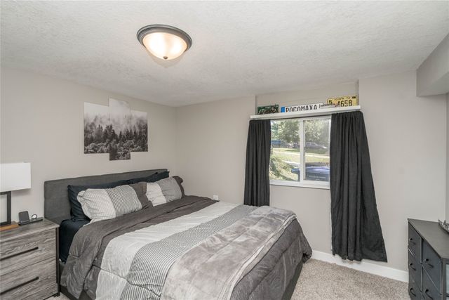 1026 Mckinley Avenue, Des Moines, IA 50315