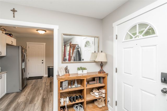 1026 Mckinley Avenue, Des Moines, IA 50315