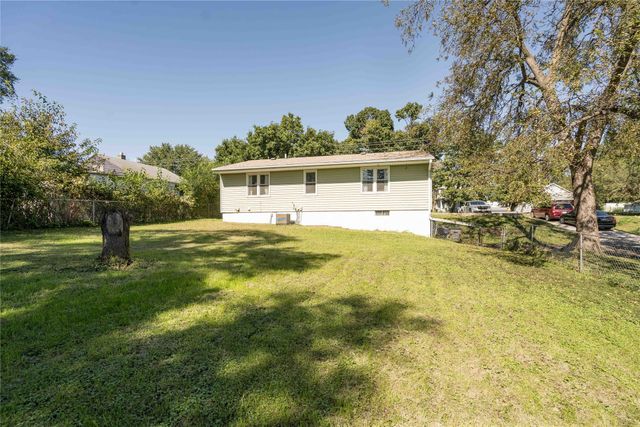 1026 Mckinley Avenue, Des Moines, IA 50315