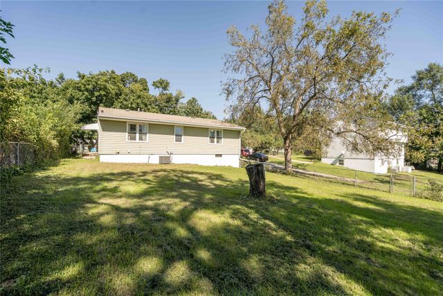 1026 Mckinley Avenue, Des Moines, IA 50315