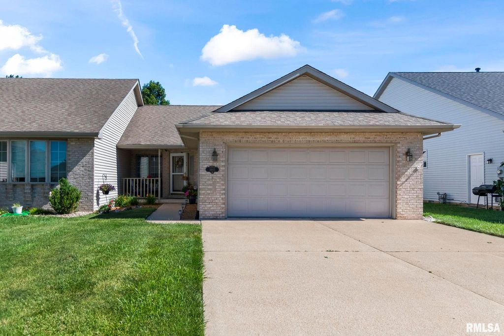 3603 TEAKWOOD Drive, Springfield, IL 62712